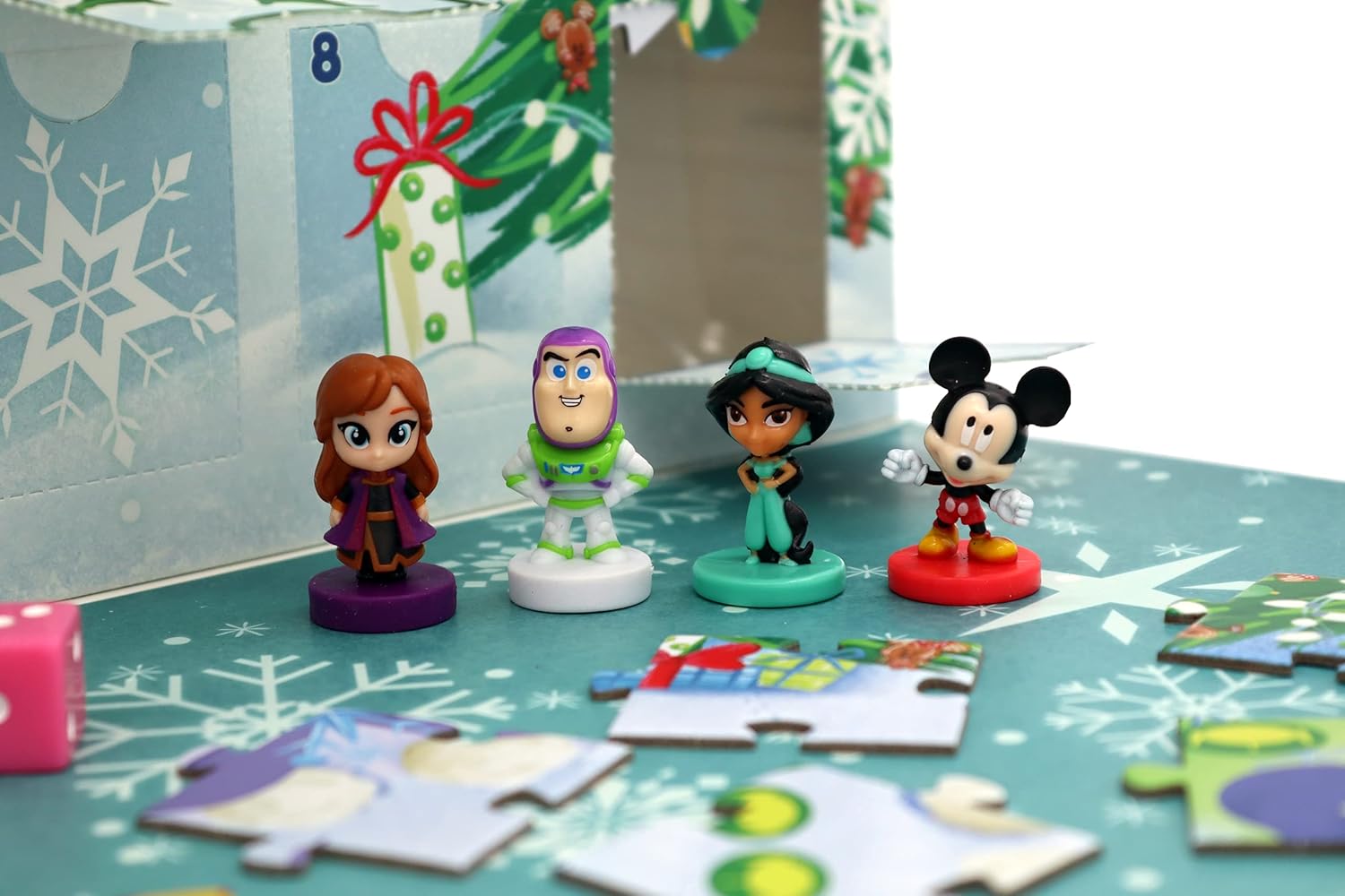 Disney Christmas Advent Calendar Board Game with 16x 3D Characters