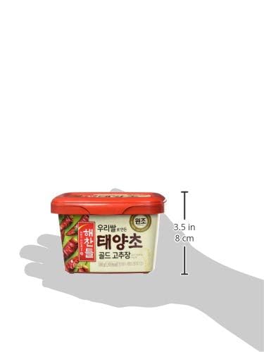 CJ Haechandle Medium Hot Chilli Pepper Paste (Square) Gochujang, 500g