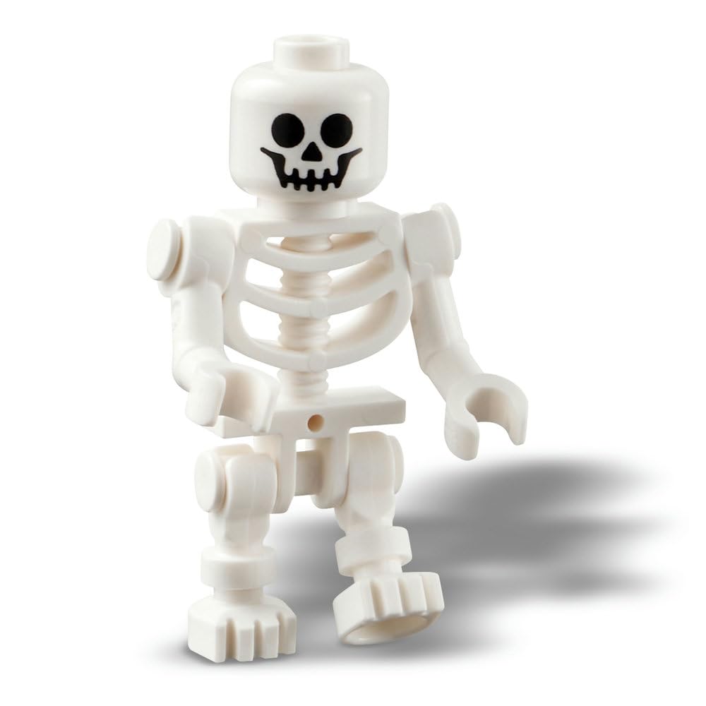 LEGO Halloween Barn - Play & Display Toy with a Skeleton Minifigure and Spo