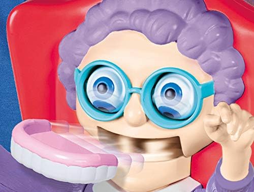 TOMY Greedy Granny Action-Brettspiel für Kinder 8