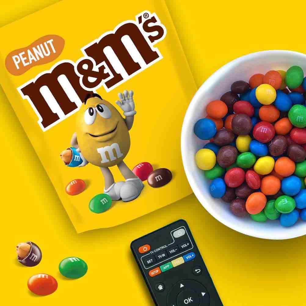 M&M's Peanut & Milk Chocolate Sharing Bag - 112g Snack for Sharing