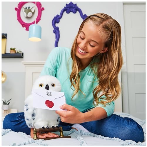 Wizarding World Enchanting Hedwig Hibou interactif Harry Potter avec plus de 15 sons