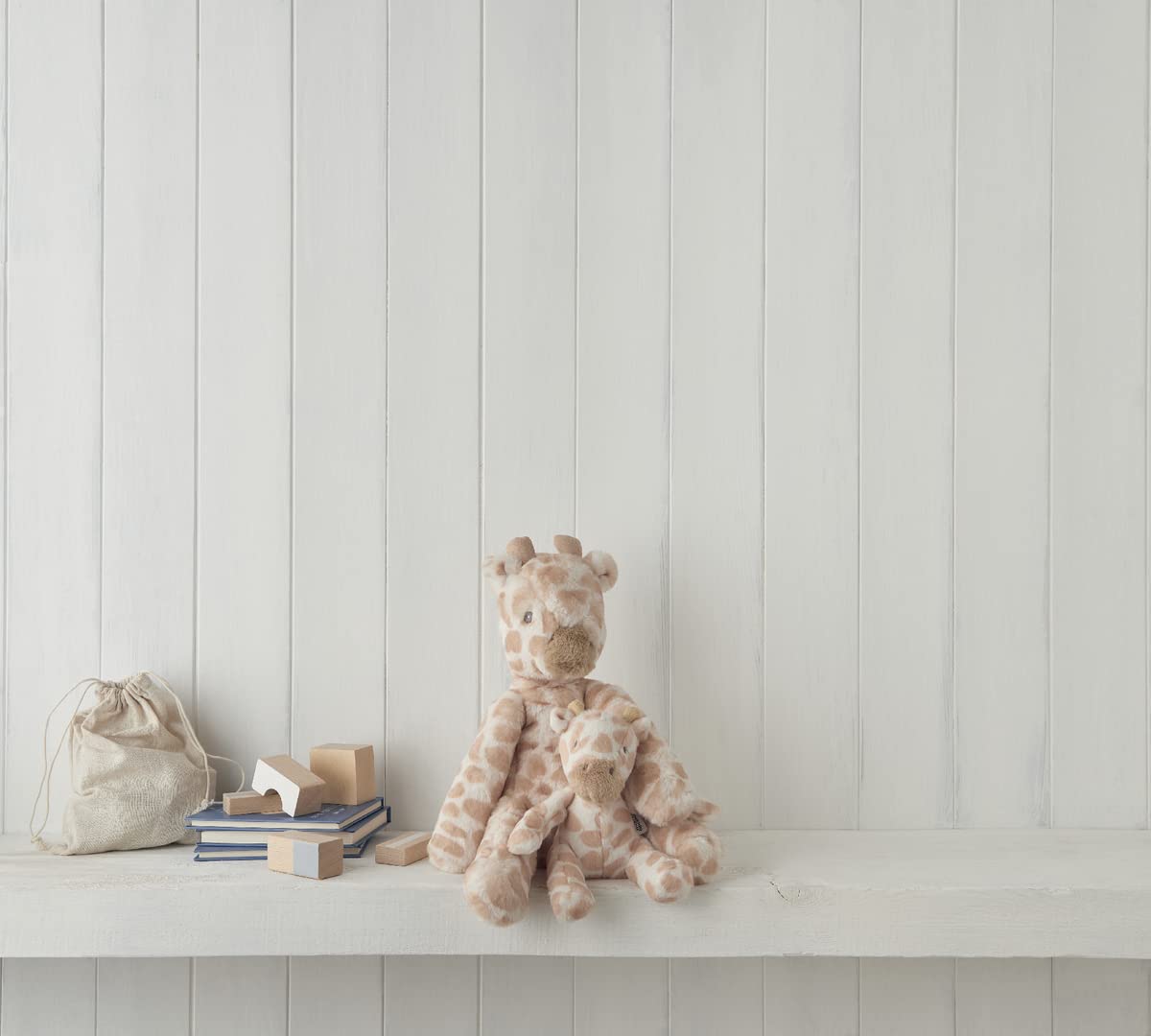 Mamas & Papas Welcome to the World Giraffe Beanie Plush Toy - Super Soft Faux Fur, Newborn Gift 2