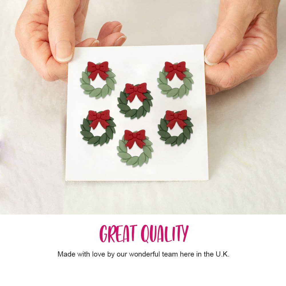 Anniversary House - Christmas Wreath Edible Fondant Cupcake Toppers 11