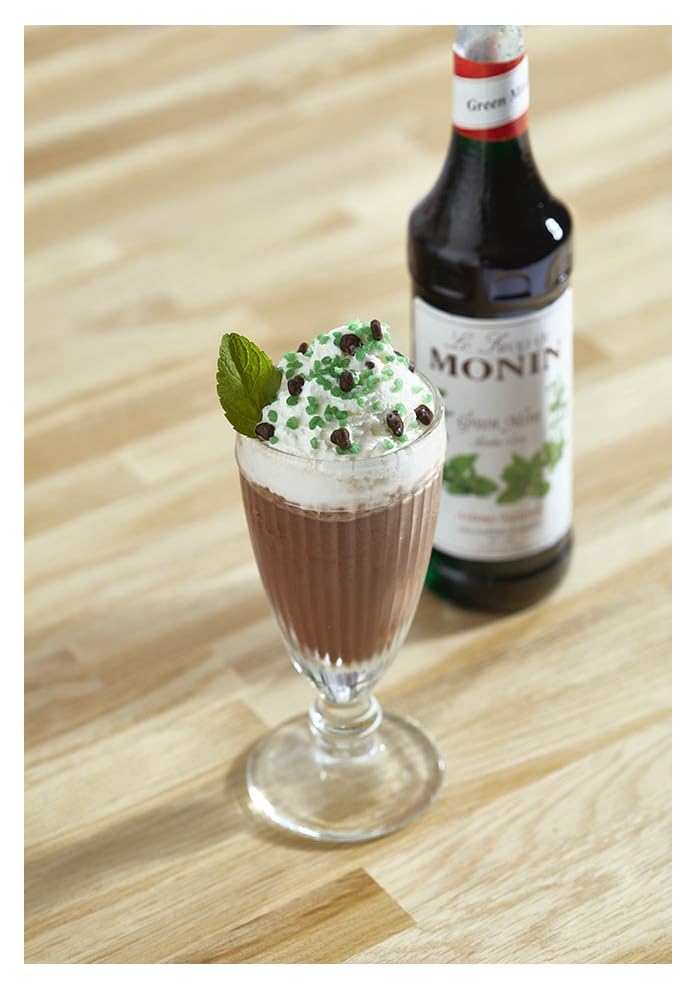 MONIN Green Mint Syrup 700ml - Vegan, Allergen-Free, Natural Flavouring for Cocktails, Mocktails & Drinks