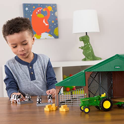 John Deere 736 47024 EA Farm Building Set - 1:32 Scale Tractor Playset for Kids 3+ Years