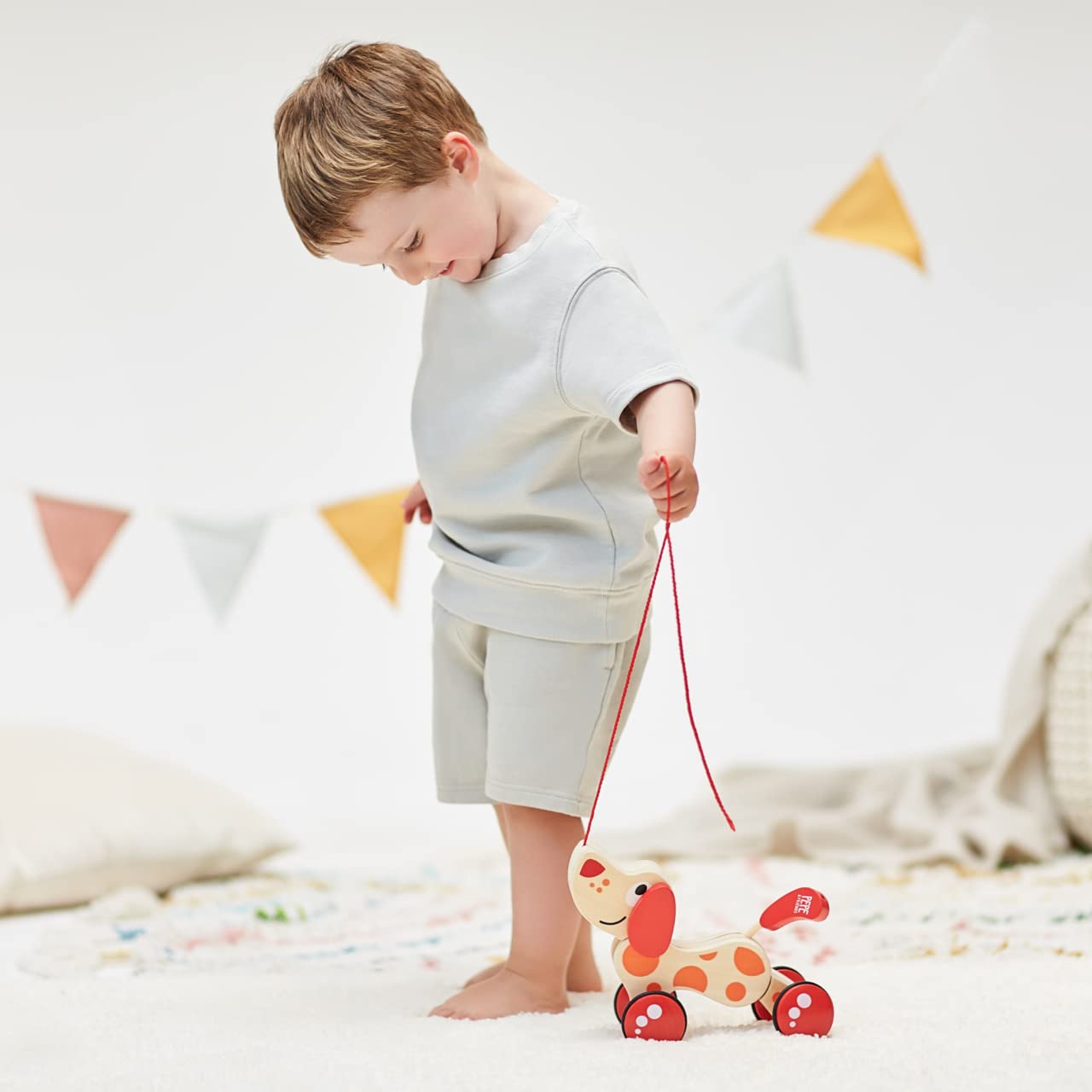 Hape Pepe Pull Along Dog - Wooden Walk-Along Toy for Toddlers 12 Months+ 7