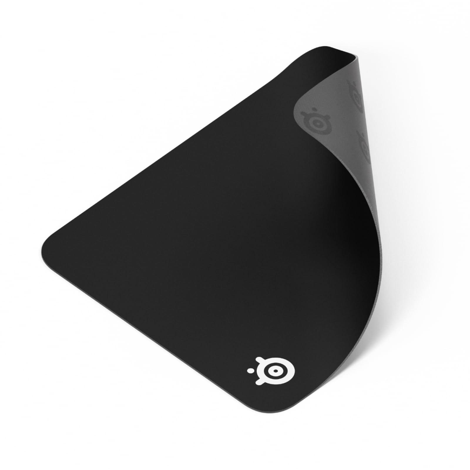 SteelSeries QcK Cloth Gaming Mouse Pad - Micro-Woven Surface | Size M (320 x 270 x 2mm) | Black 1