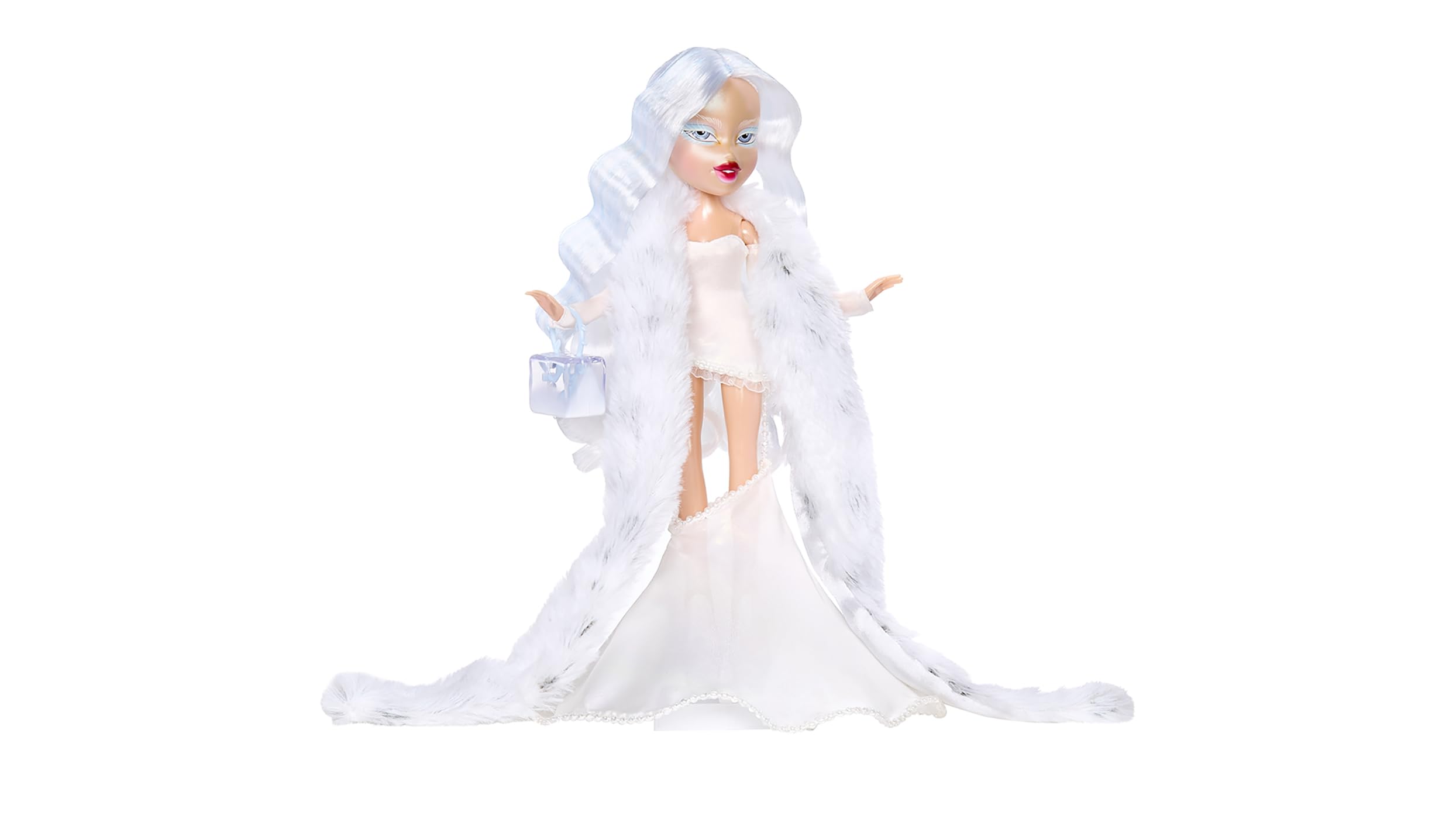 Bratz Holidayz Frosty Nightz Cloe Collector’s Edition Doll | 10 inches | Limited Edition 3
