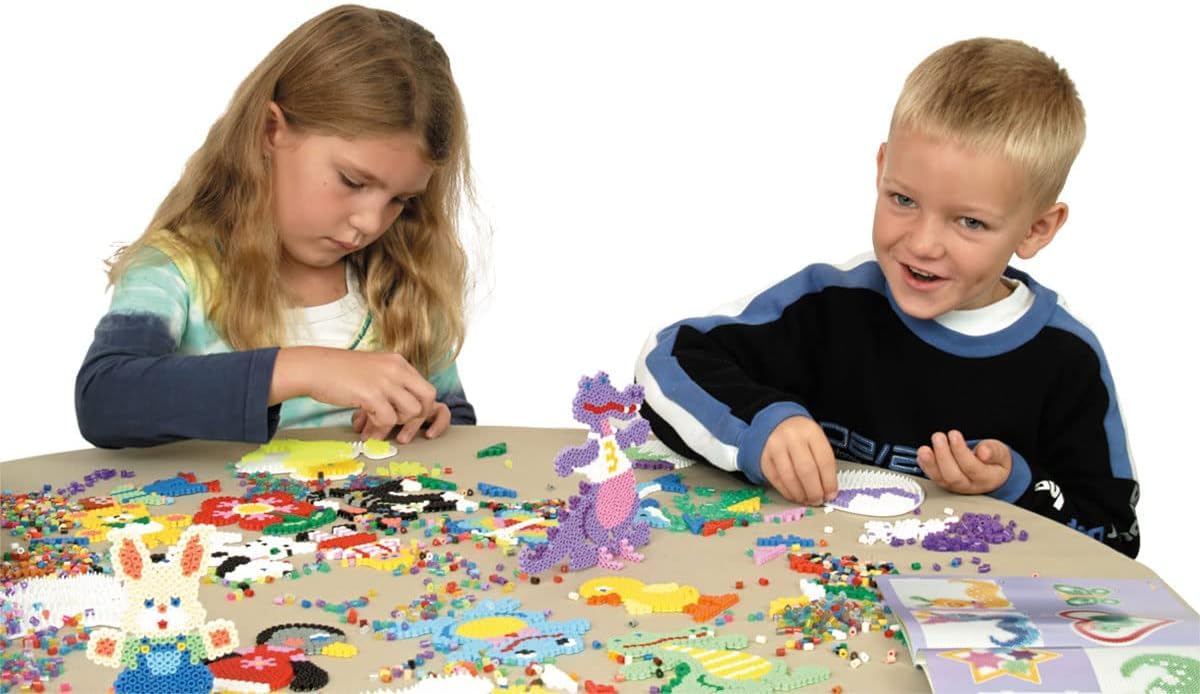 Hama Gift Box - 3D Safari | 2500 Fuse Beads & Large Square Pegboard 2