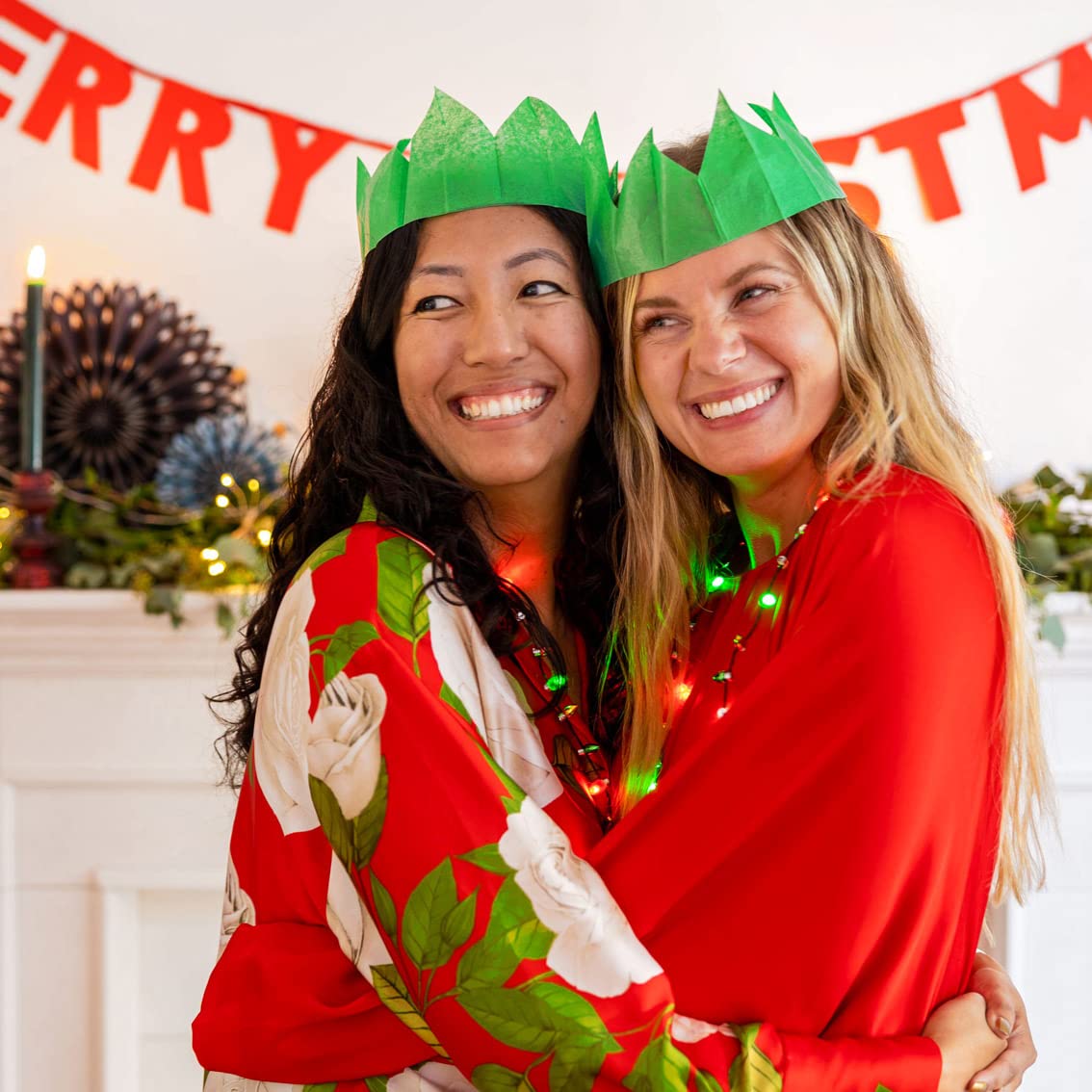 Talking Tables Christmas Light Up Necklace - Multi-Color Holiday Party Accessory, 22cm 2