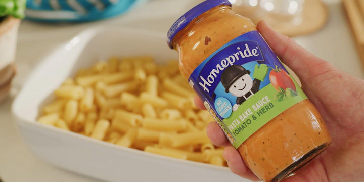 Homepride No Added Sugar Creamy Tomato & Herb Pasta Bake Sauce, 485g Jar