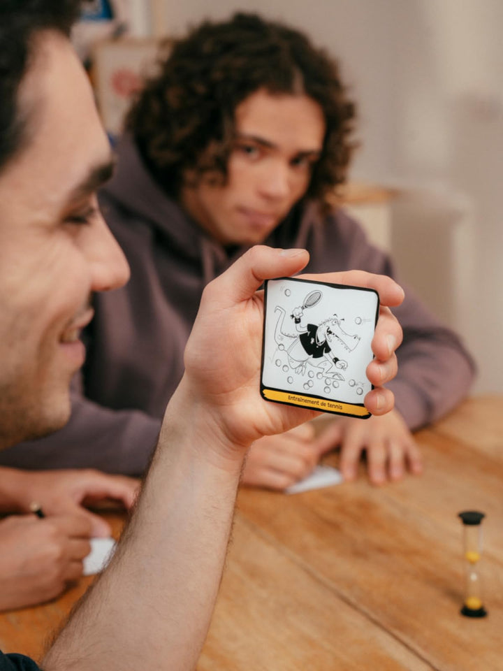 Asmodee Duplik Family Party Game for 3-6 Players, Ages 8+, 45 Minutes
