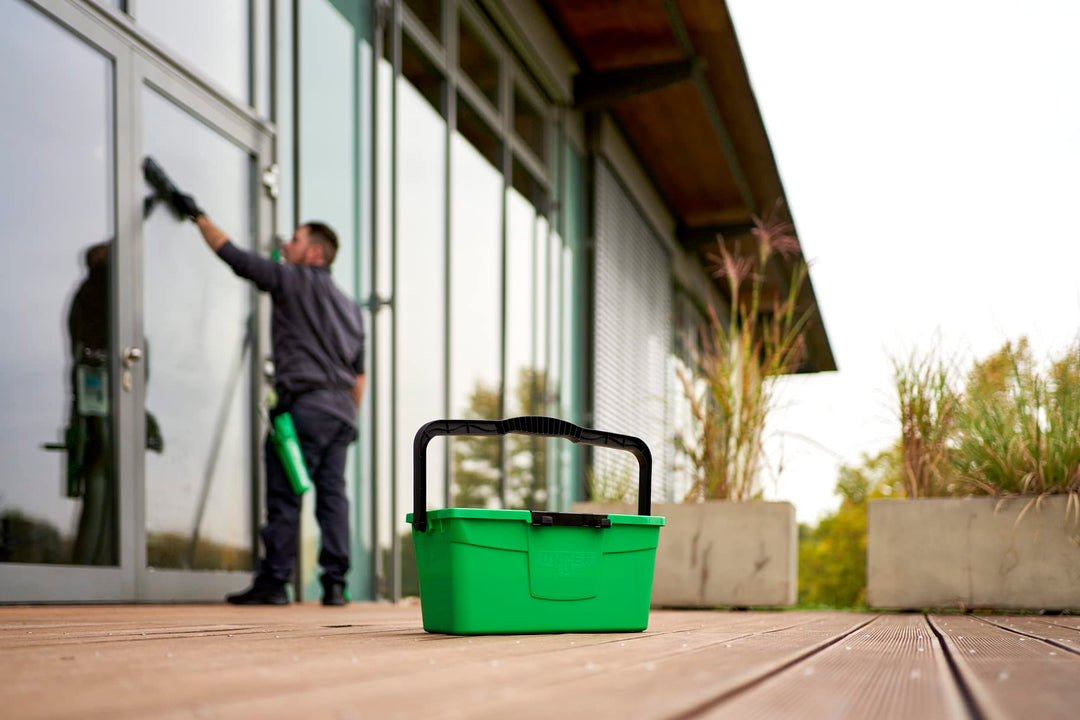 Unger QB12B Window Cleaning Bucket 12L with Sieve, Tool Holder & Measuring Scale