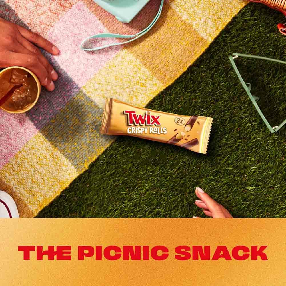 Twix Crispy Rolls, Milk Chocolate, Caramel and Biscuit Snack Bar, 24 x 22.5g 7