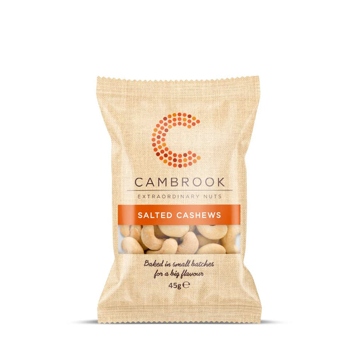 Cambrook Baked & Salt游戏副本 Cashews, 45g Recyclable Pack