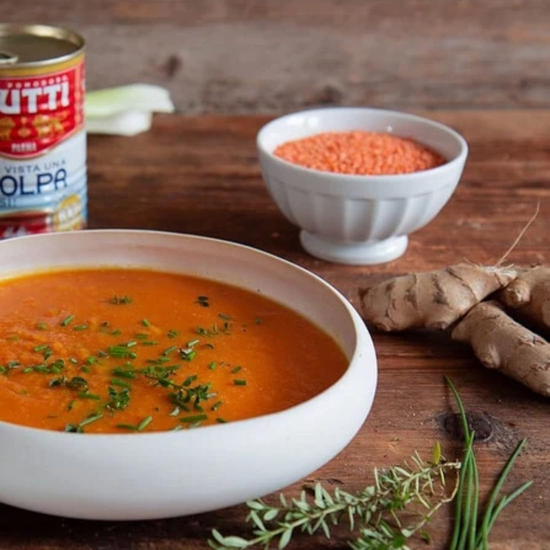 Mutti - Finely Chopped Tomatoes (400g) 19