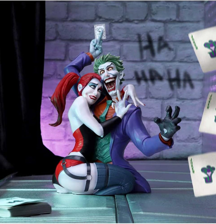 The Joker and Harley Quinn DC Comic Bust 37.5 cm