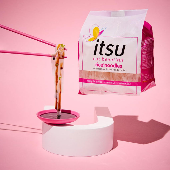 Itsu - Rice Noodles 180g | Vegan Japanese-Style Noodles for Soups & Stir-Fries