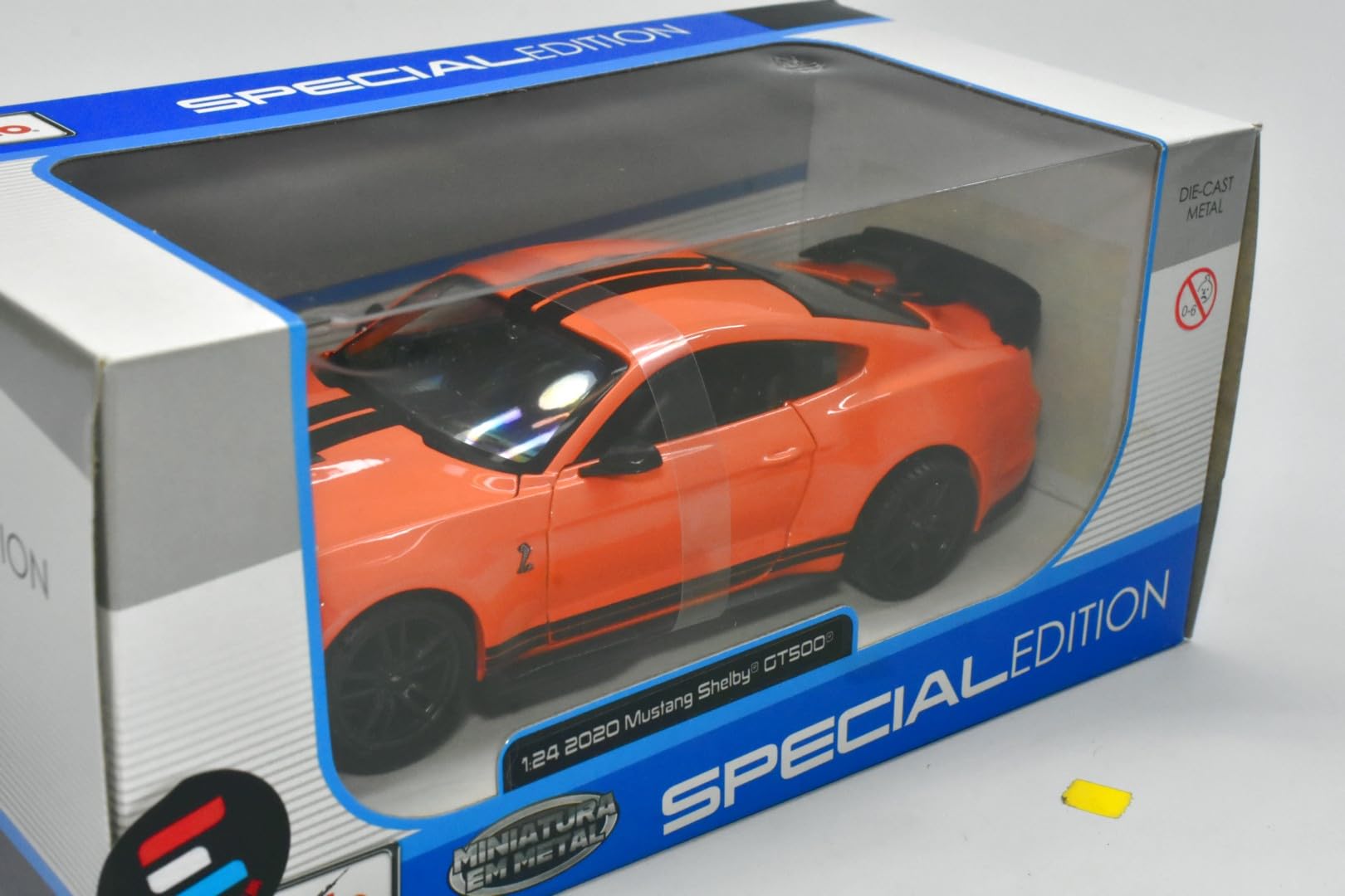 Maisto 1:24 2020 Ford Mustang Shelby GT500 Diecast Model Car | Metal | Orange | Model 31532OR 6