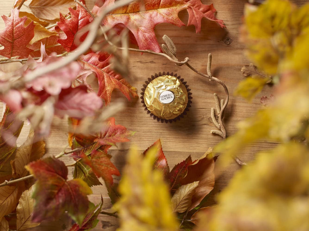 Ferrero Rocher Pralines Chocolate Gift Box - 225g Festive Hazelnut Treat