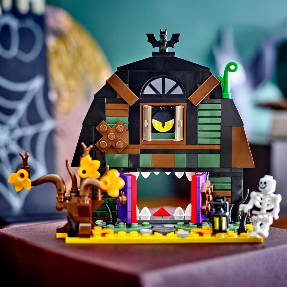 LEGO Halloween Barn - Play & Display Toy with a Skeleton Minifigure and Spo