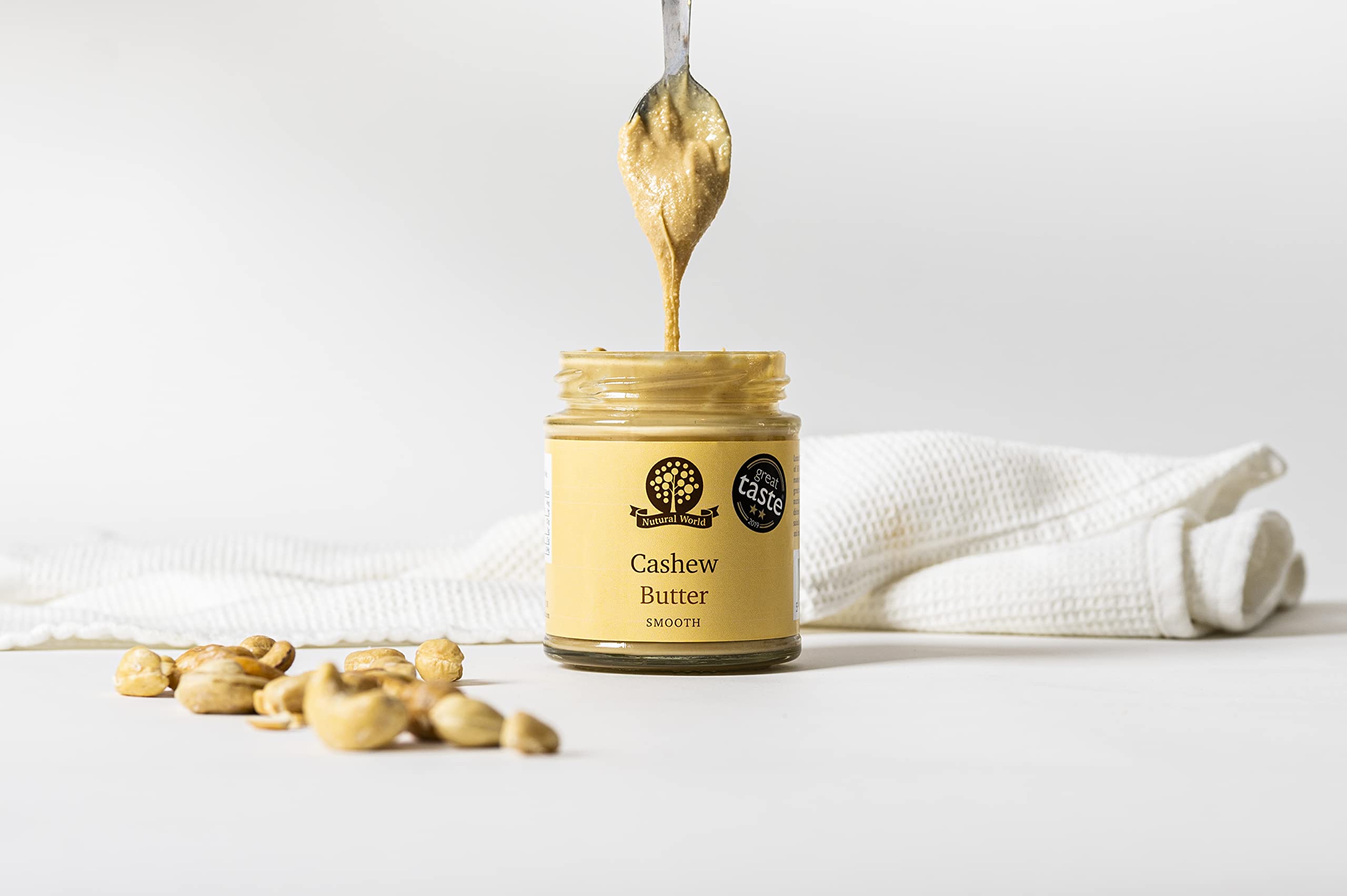 Nutural World - Smooth Cashew Nut Butter (1kg) in Reusable Glass Jar 2
