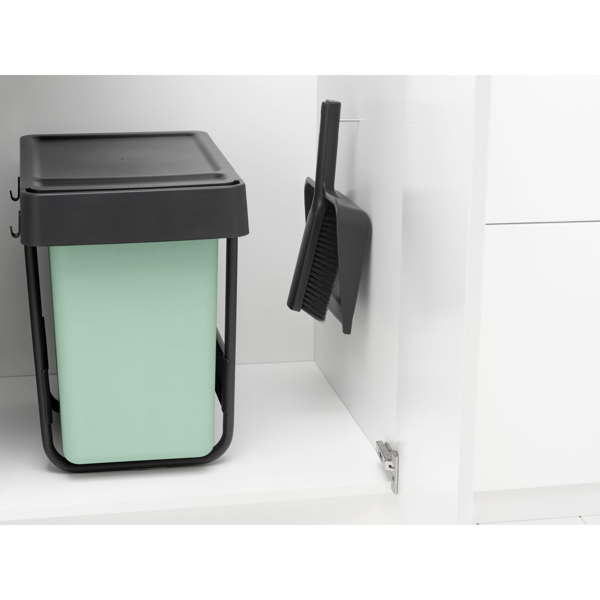 Brabantia SinkSide Dustpan and Brush Set - Space-Efficient Storage | High Rim Dustpan | Bristle Comb 7