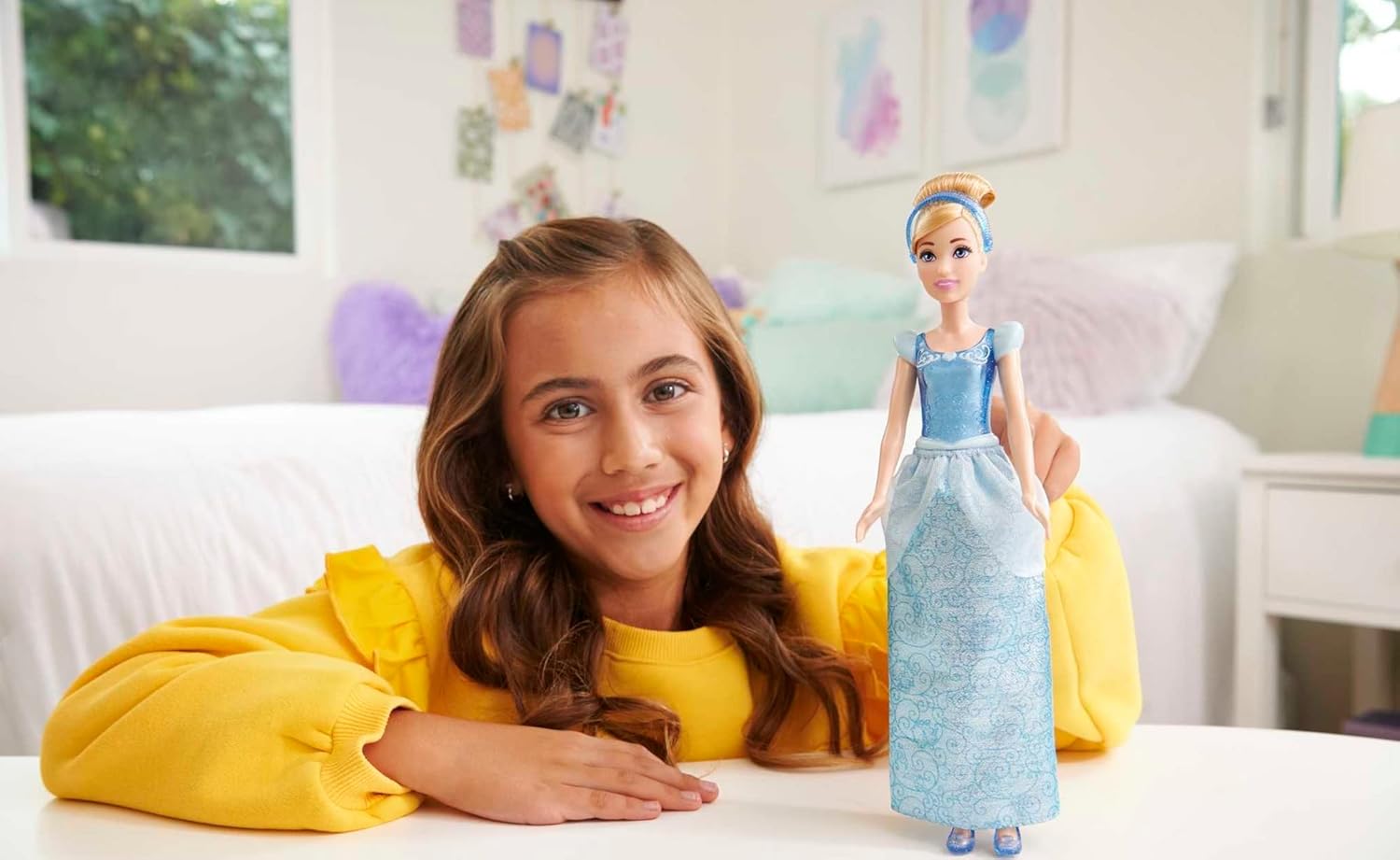 Disney Princess Cinderella Posable Fashion Doll with Sparkling Blue Outfit - Ages 3+ 4