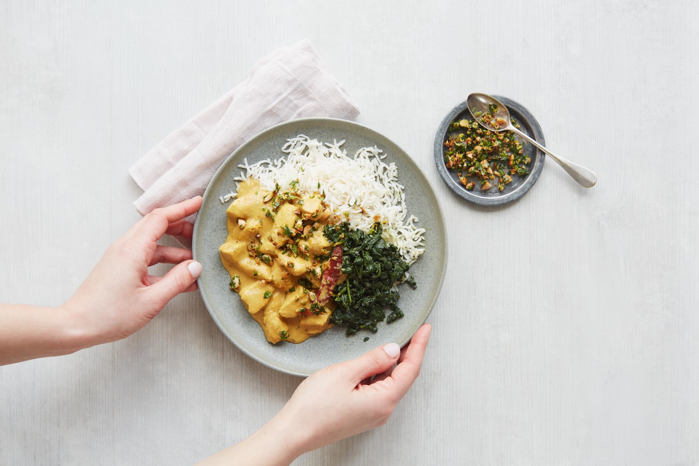 The Spice Tailor Classic Korma Curry Sauce Meal Kit - Mild & Aromatic | Serves 2-3 | 300g 5