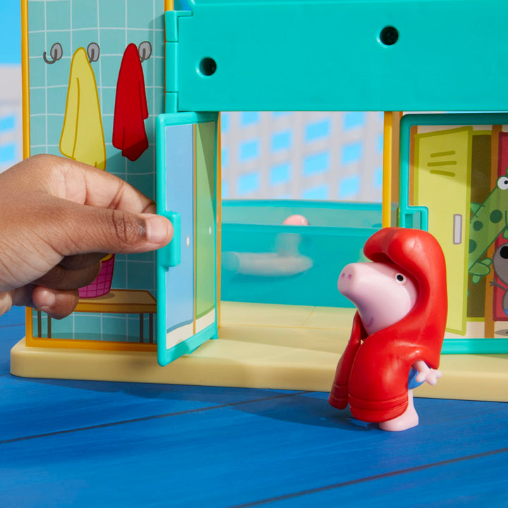 Peppa Pig Waterpark Playset - 2-Sided Playset with Figures & Accessories for 3+