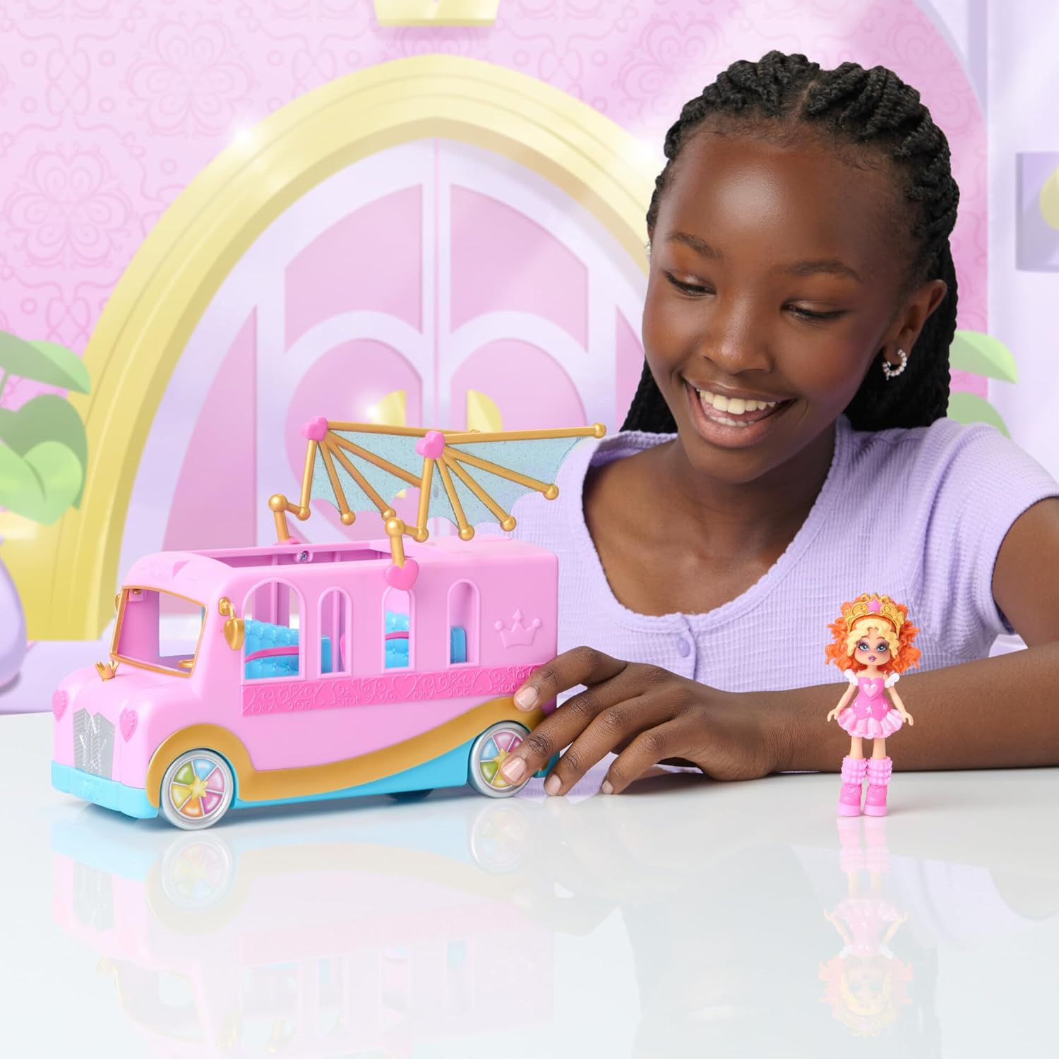 Royale High Bus & Glam Closet - Exclusive Doll & Virtual Game Code 6