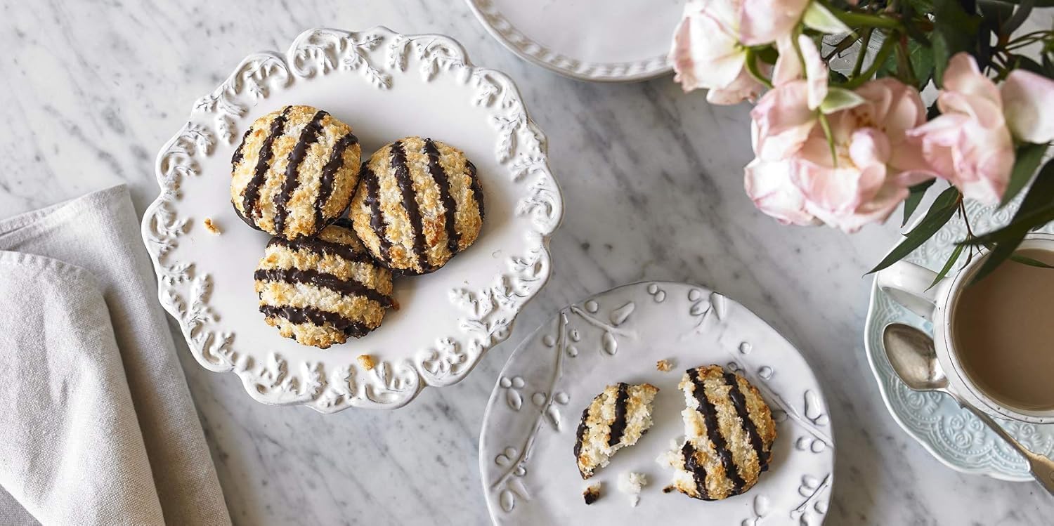 Mrs Crimble's glutenfreie, vegane Kokosmakronen mit Schokoladenüberzug – 190 g 3