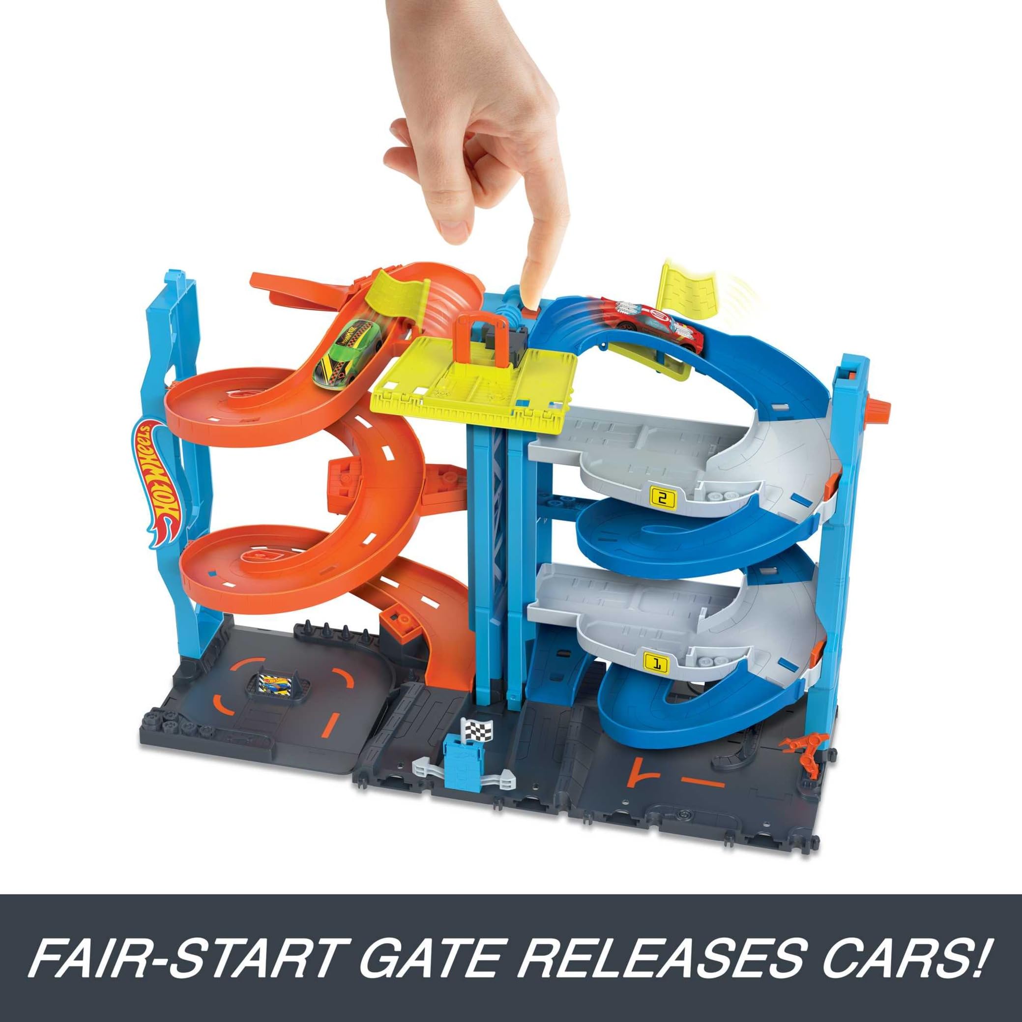 Hot Wheels City Transforming Race Tower - 2-in-1 Racing Playset with Elevator & 1:64 Scale Car, Ages 3+ 2