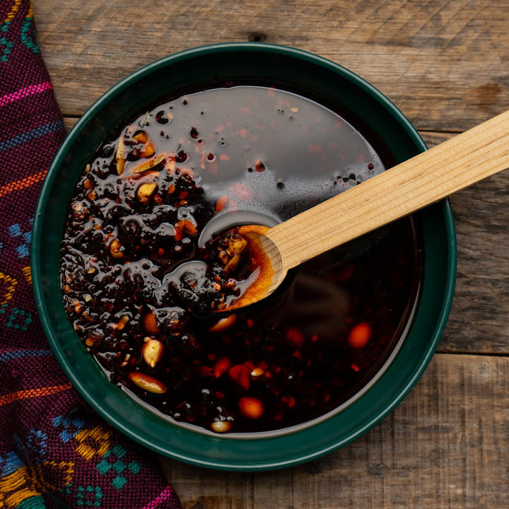 Laoganma Peanuts in Chilli Oil, 275 g