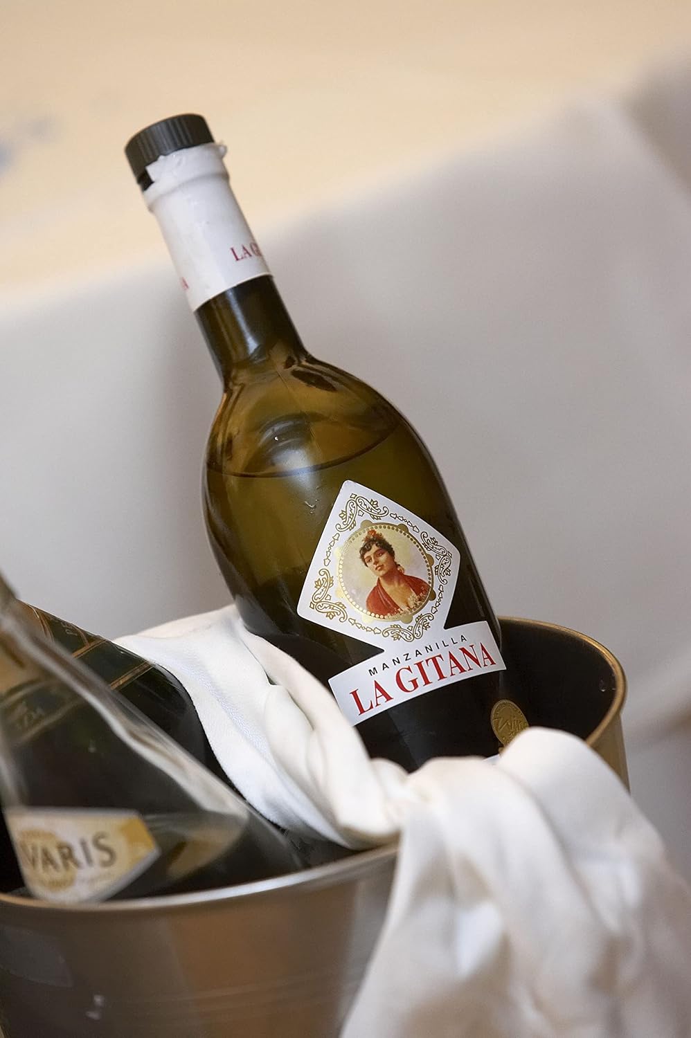 Bodegas Hidalgo La Gitana Manzanilla Sherry (75 cl)