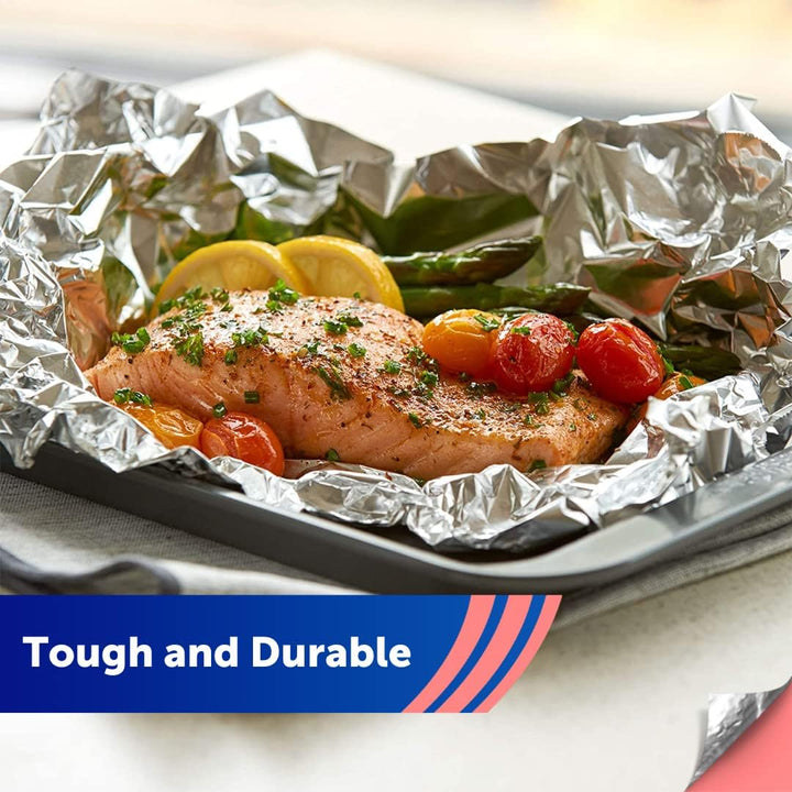 Reynolds Classic Kitchen Foil | 3 Rolls, 30.4cm x 9.14m | Aluminium Foil for Cooking, Baking, BBQ & Storage