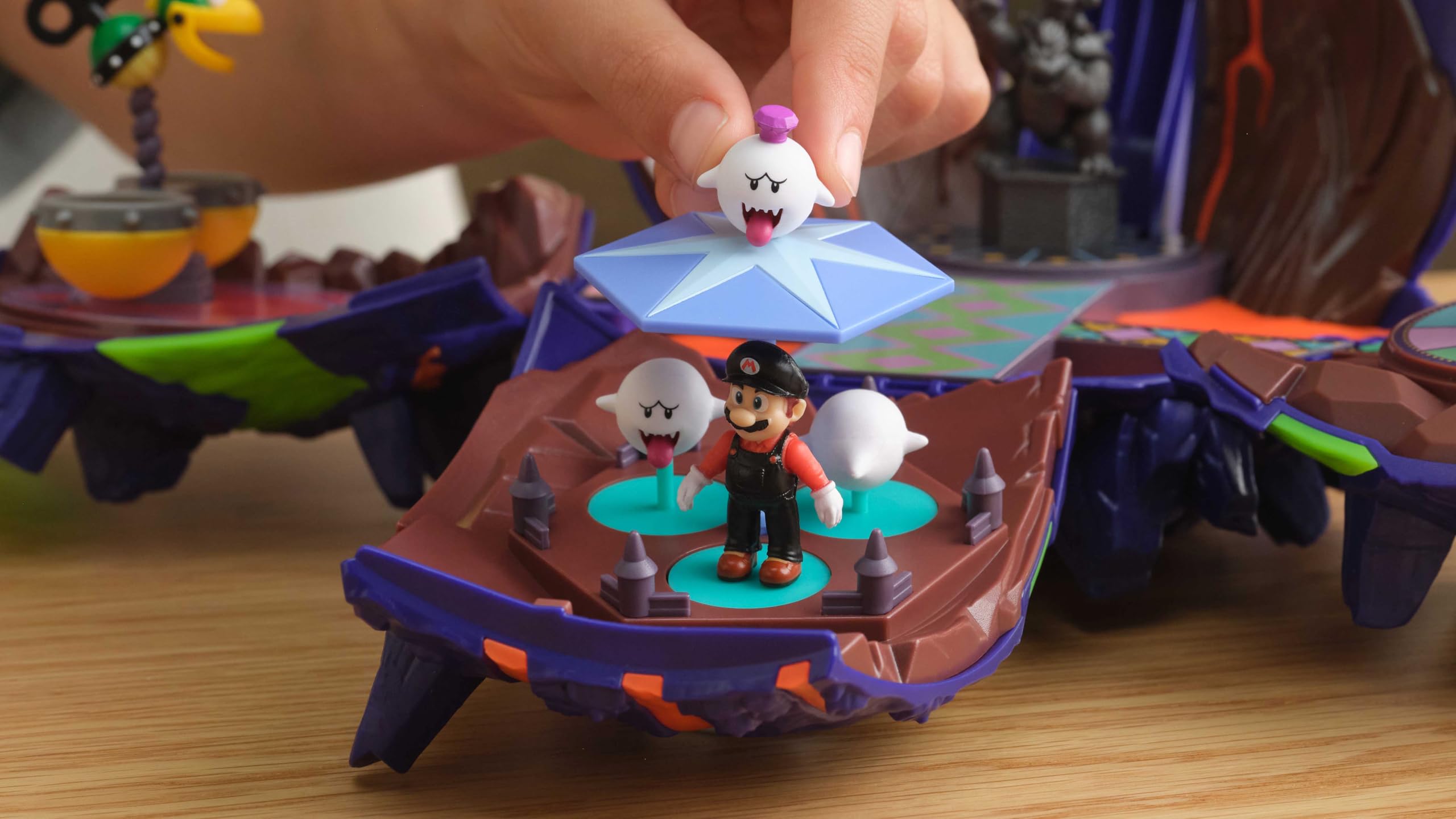 THE SUPER MARIO BROS. MOVIE Wonder Bowser Jr. Planet Playset with 1.5" Mini Figure and Clown Car | Ages 3+ | Plastic 2