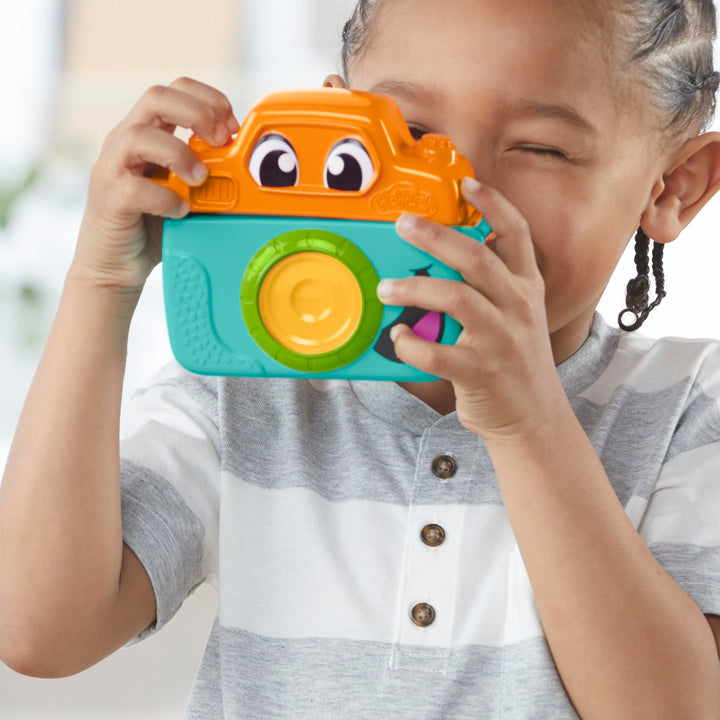 Play-Doh Photo Fun Toy Camera Starter Set - Squeeze & Stamp Animal Faces for Ages 2+