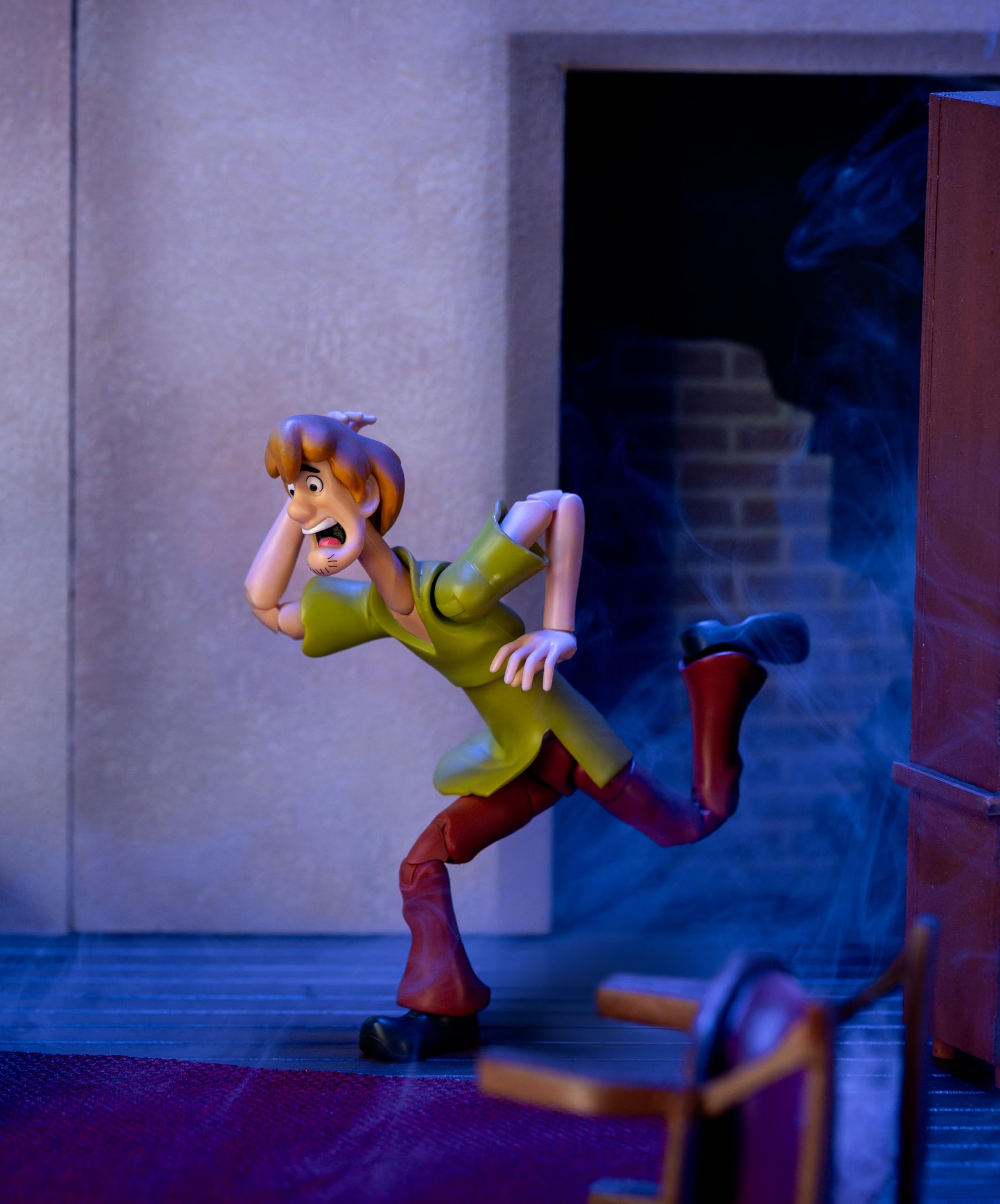 Scooby-Doo Shaggy 6-Inch Deluxe Action Figure - Highly Articulated Collectible with Accessories 2