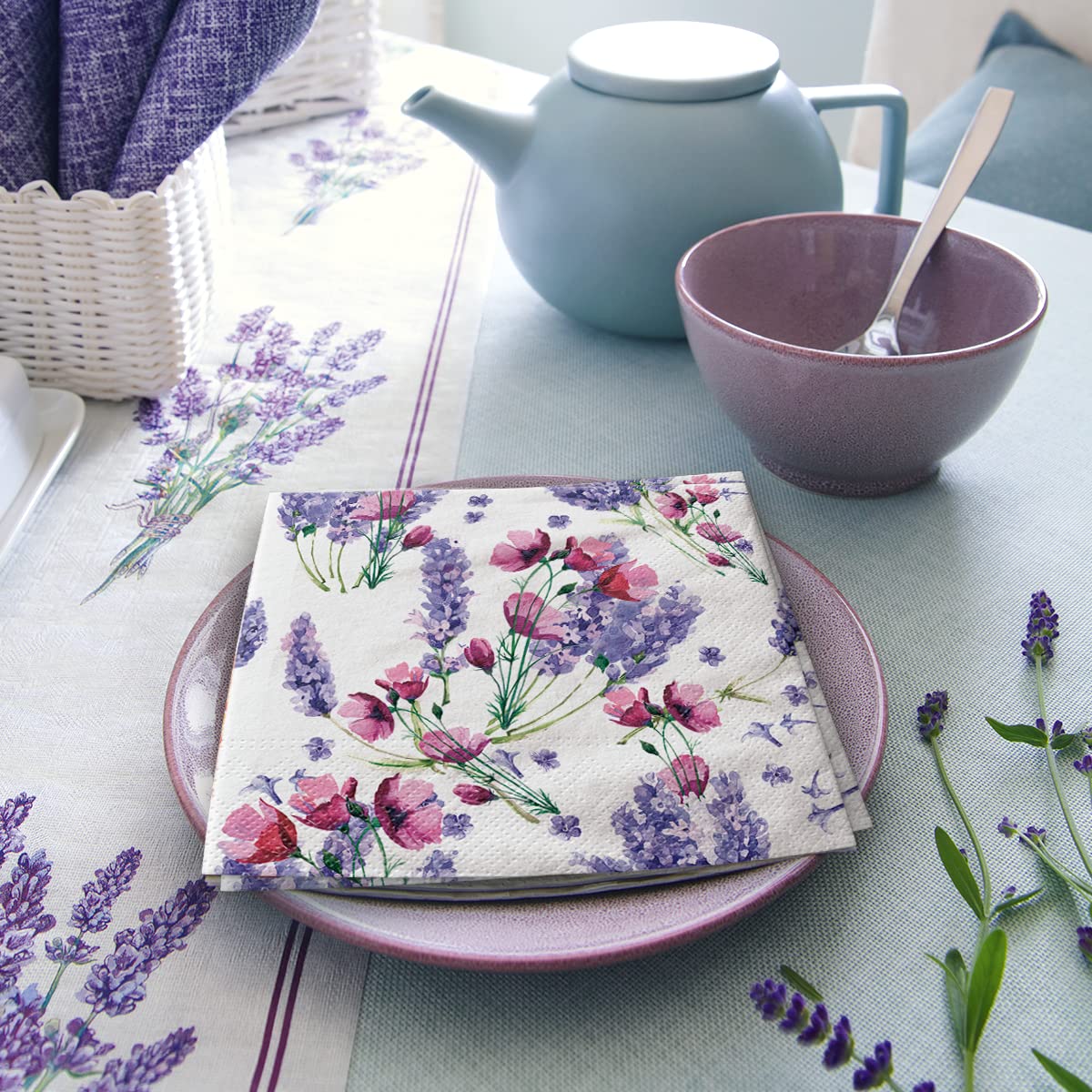 PAW Fragrant Lavender Wild Flowers 3-Ply Napkins (33 x 33 cm) – 20 Pieces 3