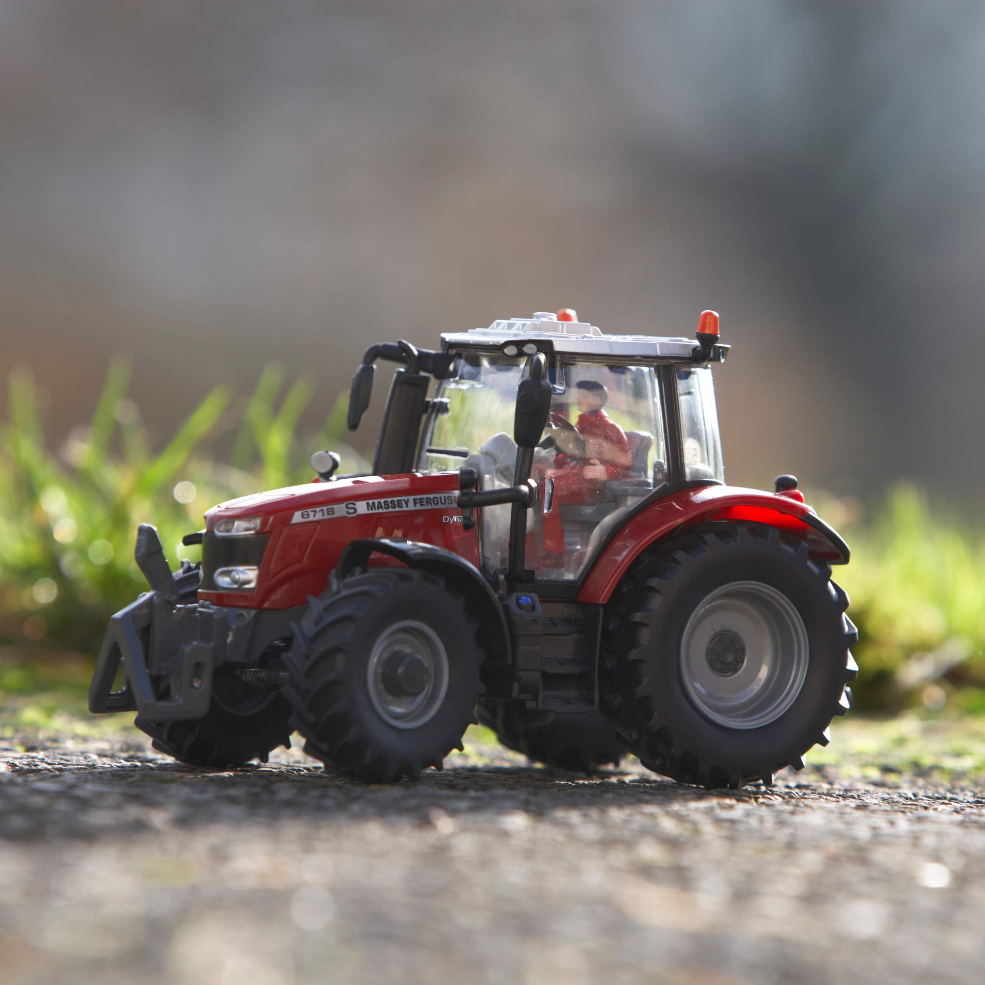 Britains Massey Ferguson 6718S Tractor Replica | 1:32 Scale | Die Cast Metal & Plastic 2