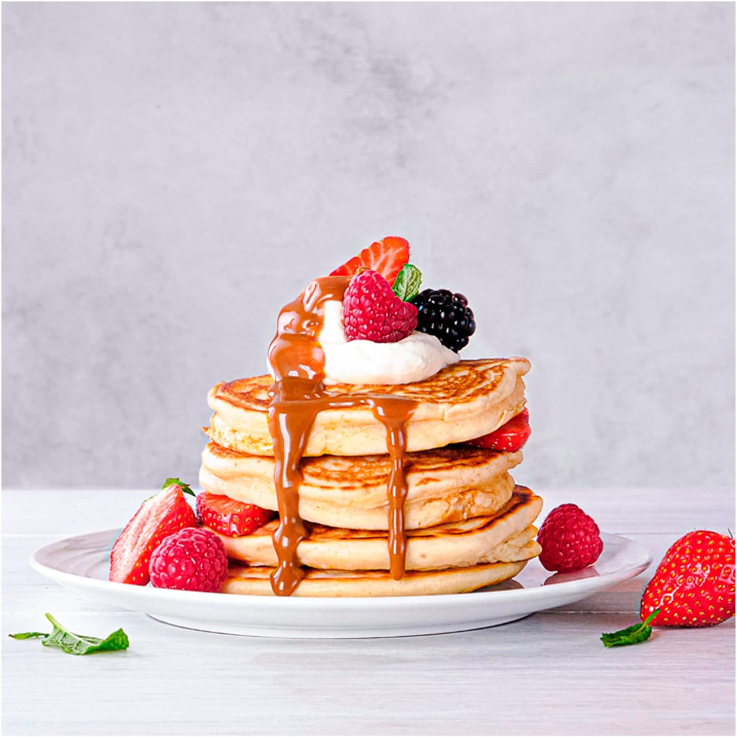 Carnation - Caramel Drizzle Dessert Sauce, 450g 3