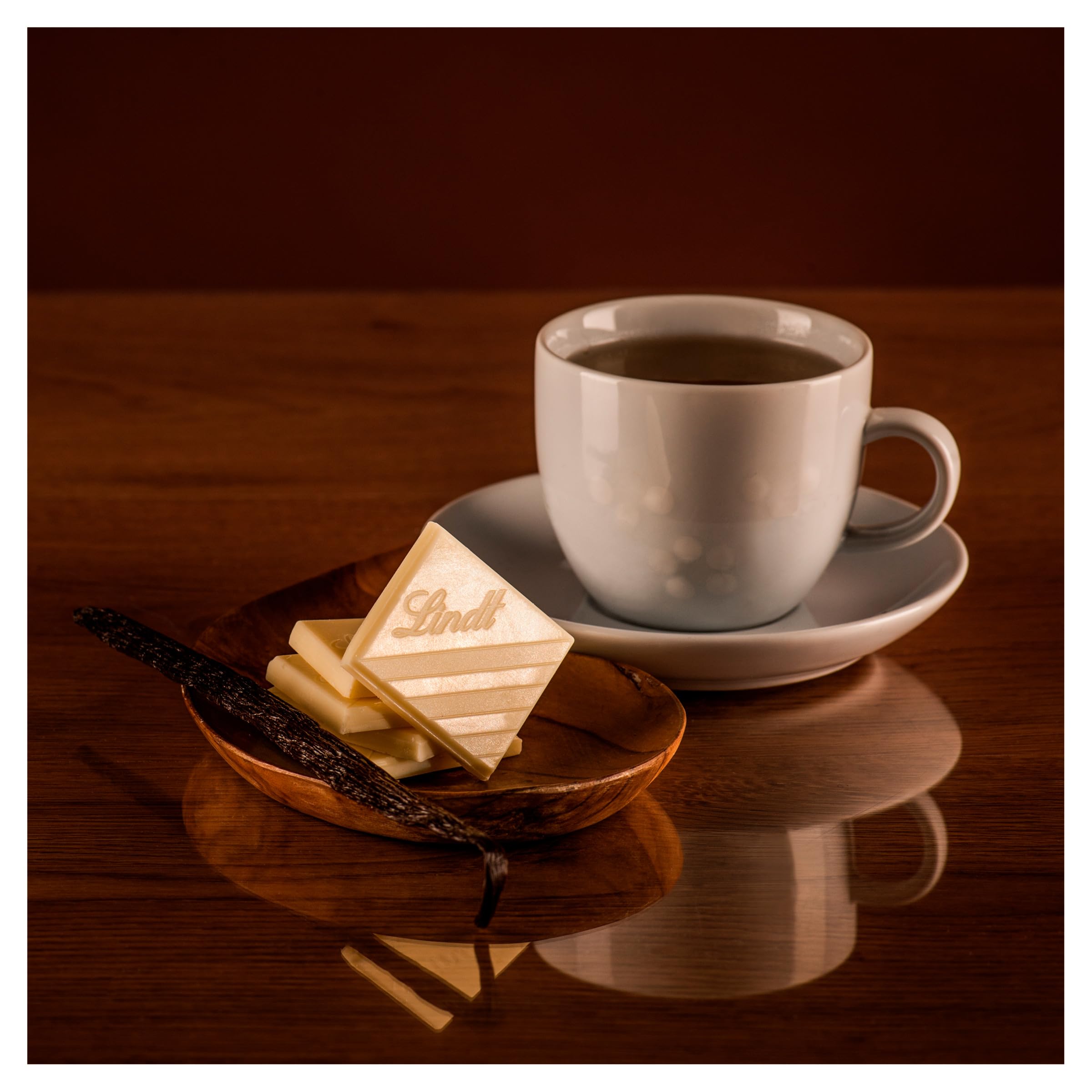 Lindt EXCELLENCE White Chocolate Bar with Madagascan Vanilla - 100g 4