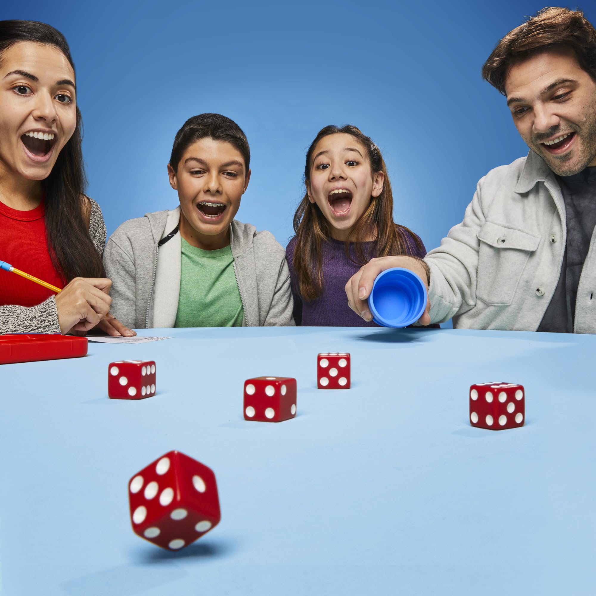 Hasbro Gaming Yahtzee Dice Game - Collapsible Cup & Storage Case | Ages 8+ | 2+ Players 5
