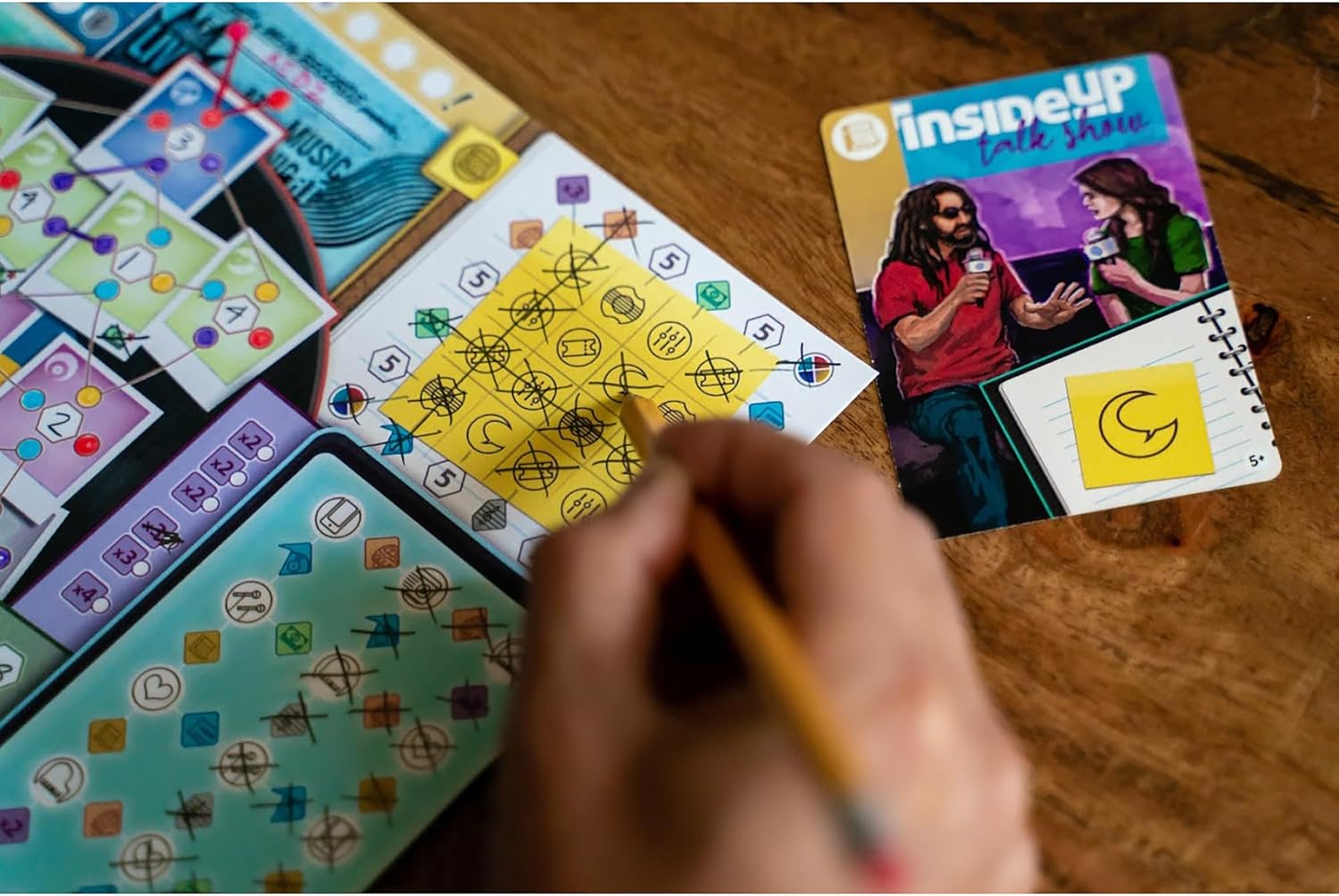 Inside Up Games Draft &amp; Write Records – Musikbrettspiel, Karten-Drafting, Strategiespiel 4