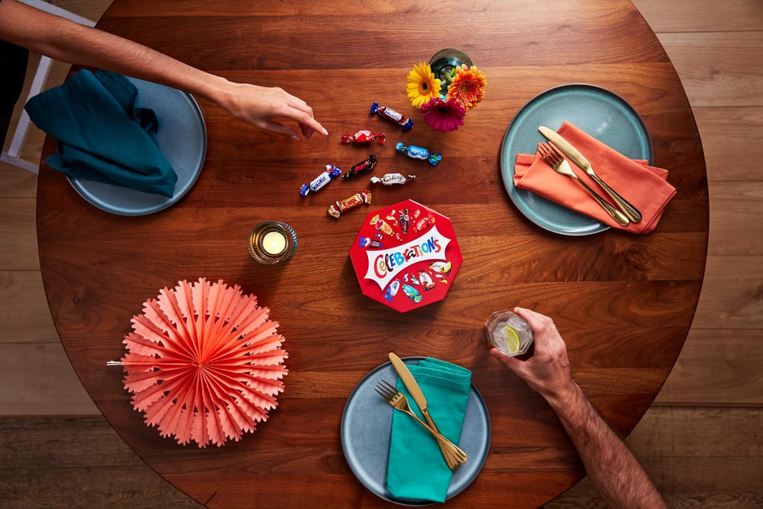 Celebrations Milk Chocolate Gift Box of Mini Chocolates & Biscuit Bars - 385g 5