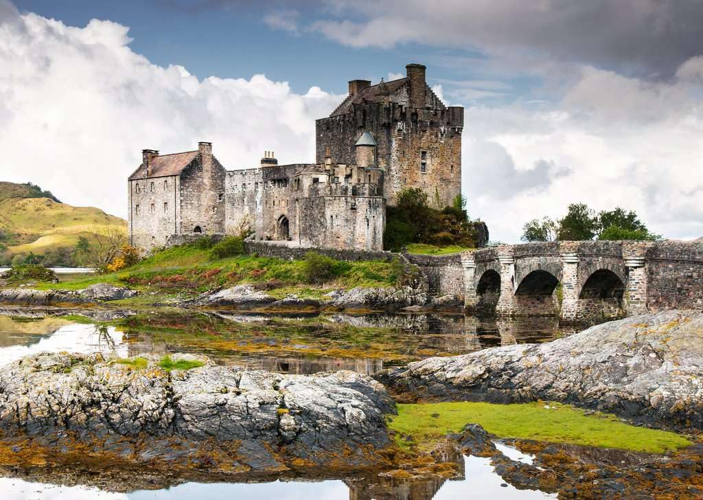 Ravensburger Beautiful Castles - Scotland Jigsaw Puzzle 1000 Piece | Glare-Free | Unisex Adult 2