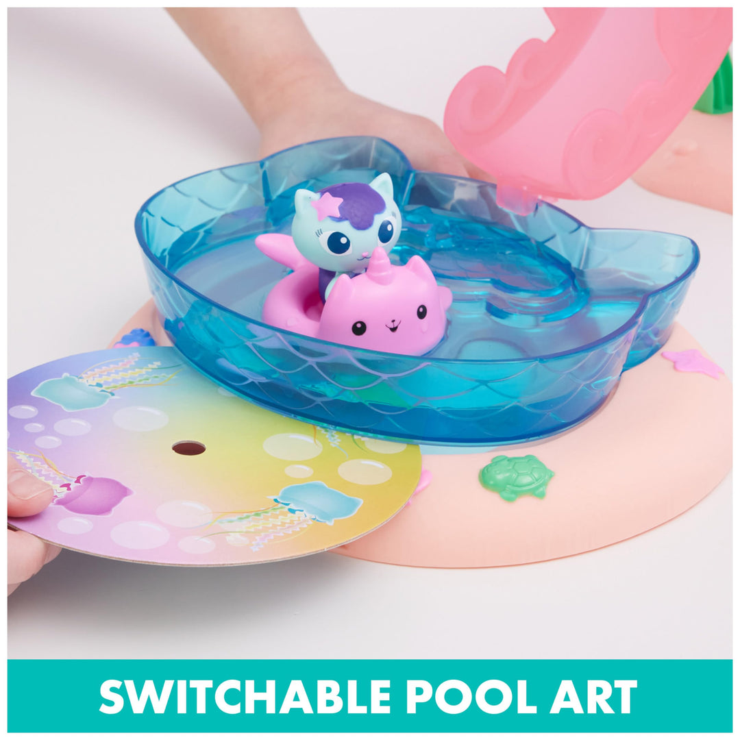 Gabby’s Dollhouse, Purr-ific Pool Playset with Gabby and MerCat Figures, Colour-Changing Mermaid Tails and Pool Accessories Kids’ Toys for Ages 3 and Up