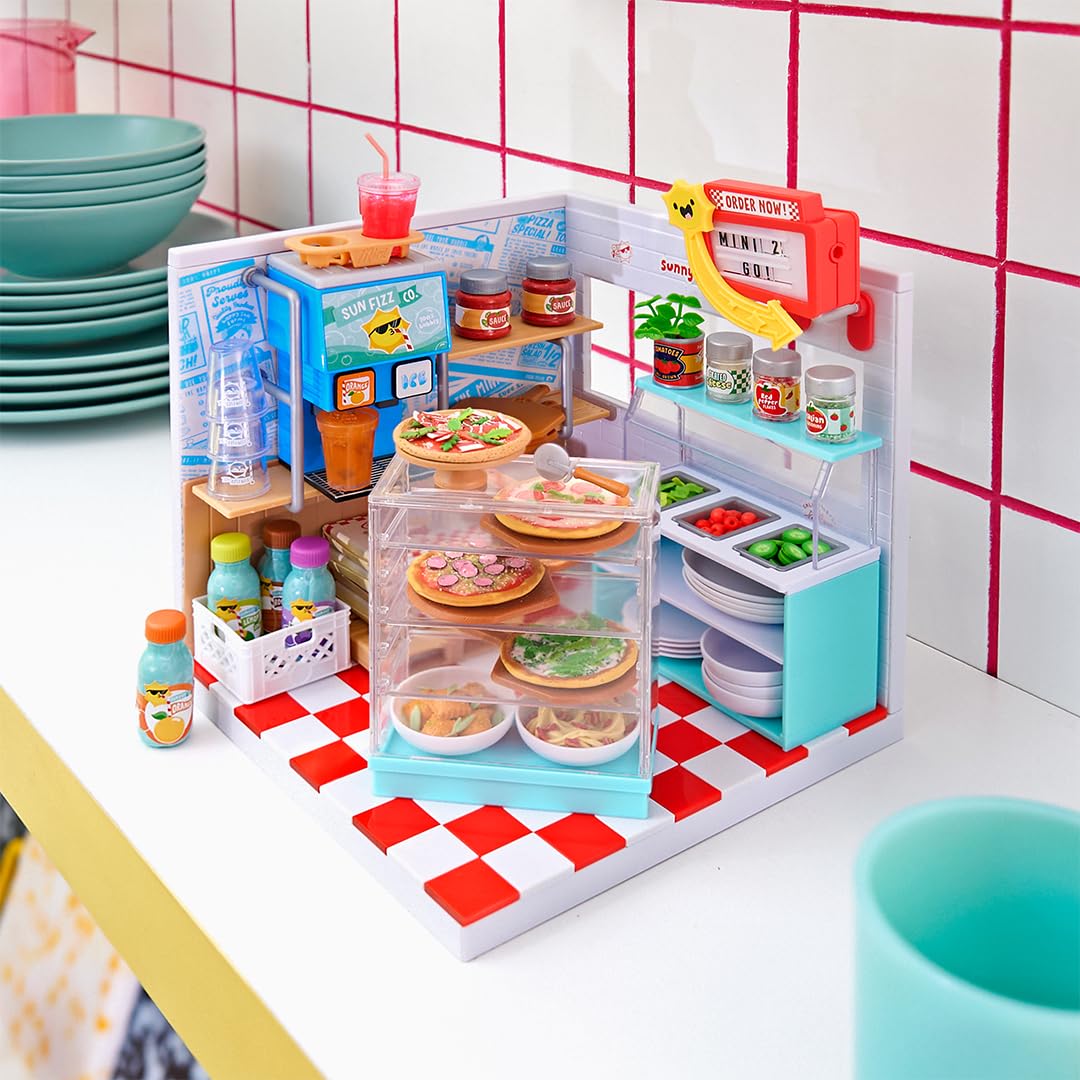 MGA Miniverse Make It Mini Spaces - Pizza Shop Building Set 12